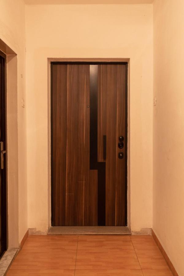 Exclusive 2 Bedrooms Apartment تيرانا المظهر الخارجي الصورة